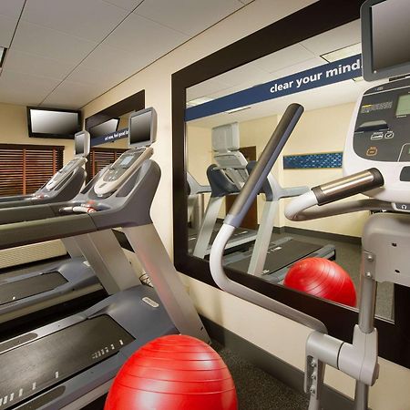 Hampton Inn & Suites Стилуотер Экстерьер фото