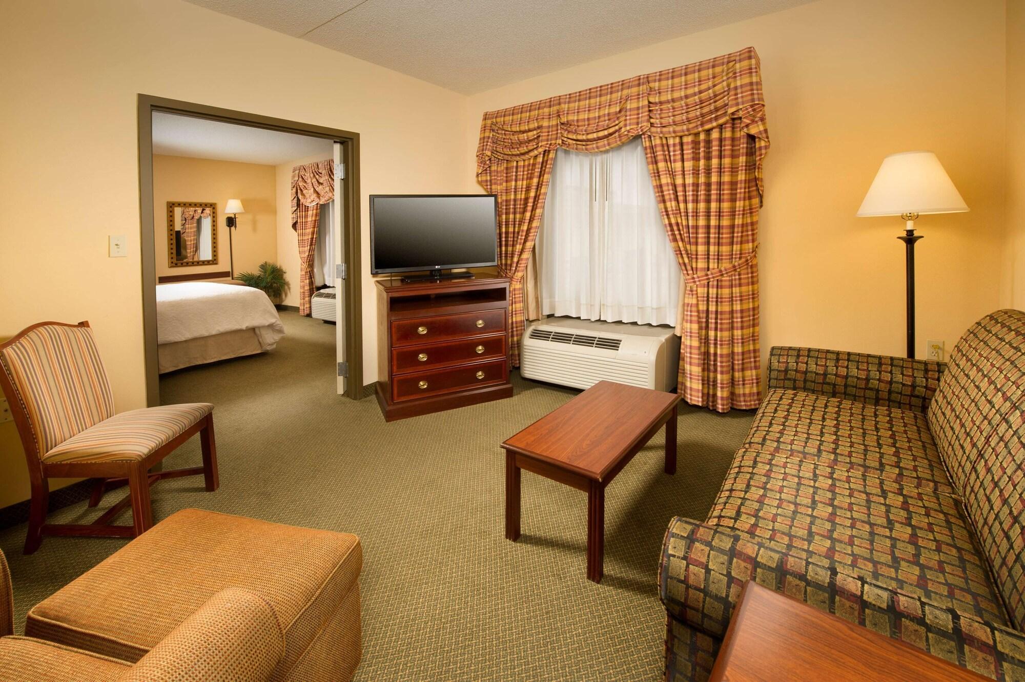 Hampton Inn & Suites Стилуотер Экстерьер фото