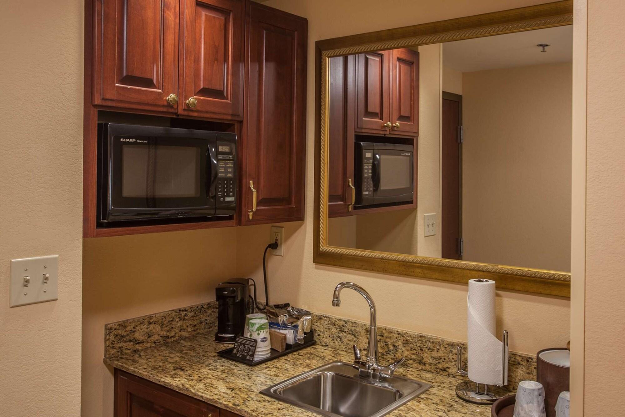 Hampton Inn & Suites Стилуотер Экстерьер фото