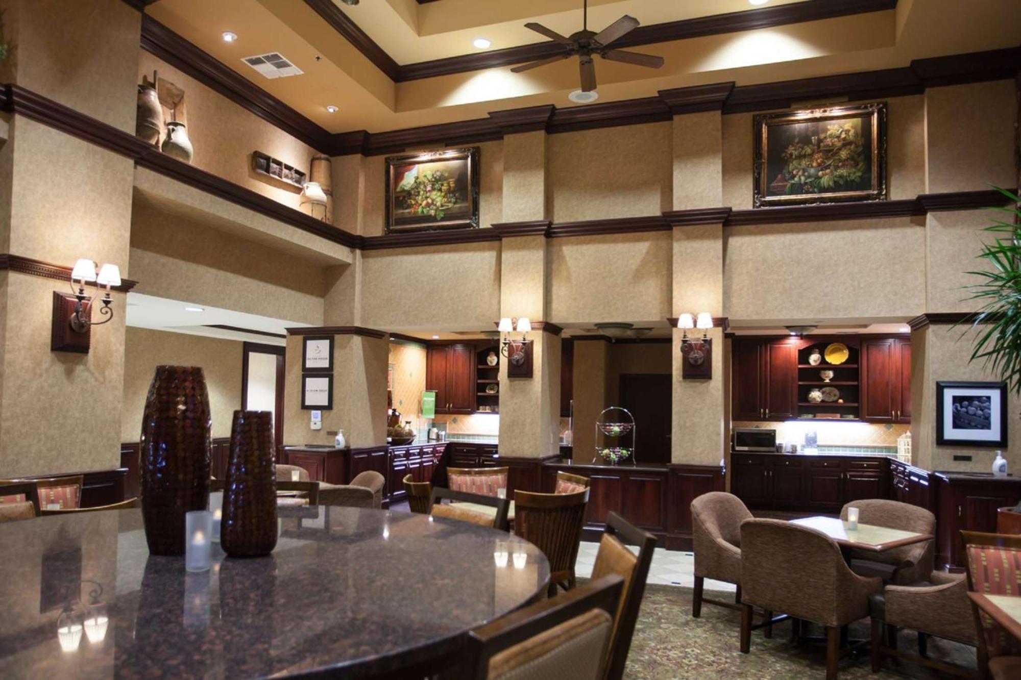 Hampton Inn & Suites Стилуотер Экстерьер фото