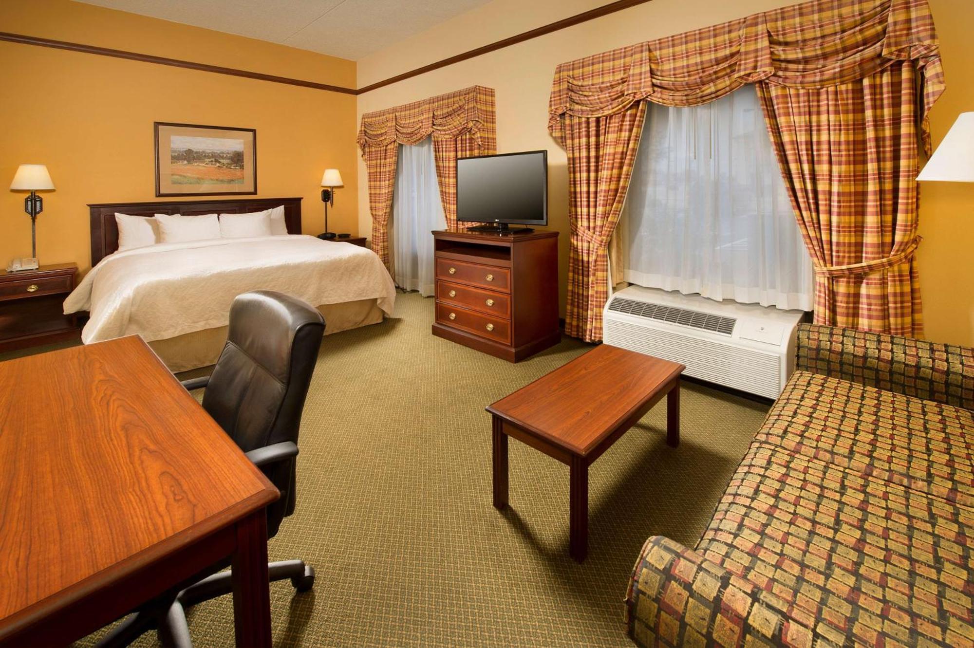 Hampton Inn & Suites Стилуотер Экстерьер фото